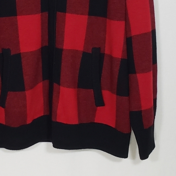 Torrid Buffalo Plaid Full Zip Cardigan Bomber Sweater Jacket Red Black Size 2 - Picture 4 of 6